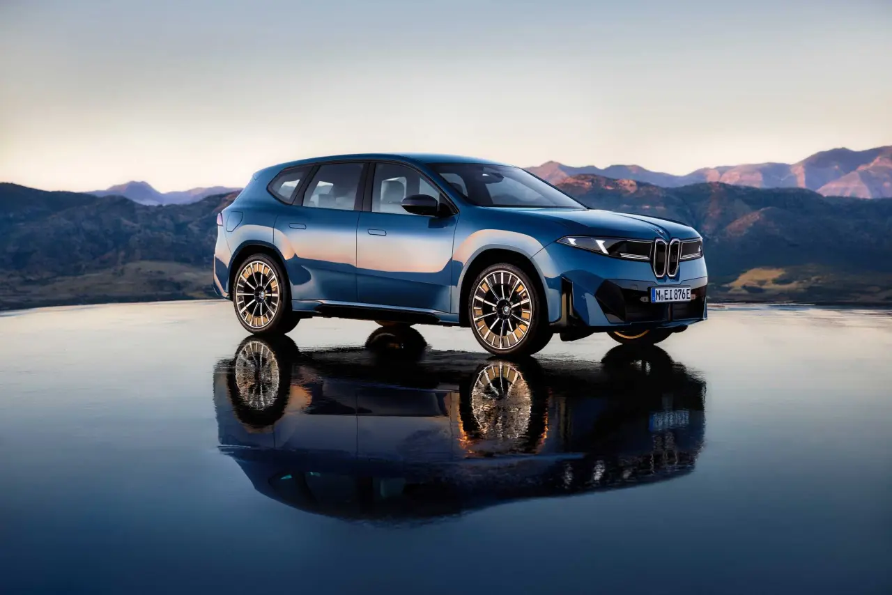 تصویر مرتبط با خبر: BMW iX3 erzielt Höchstwertung von fünf Sternen im ersten Euro NCAP-Test nach neuem verschärftem Bewertungsstandard.