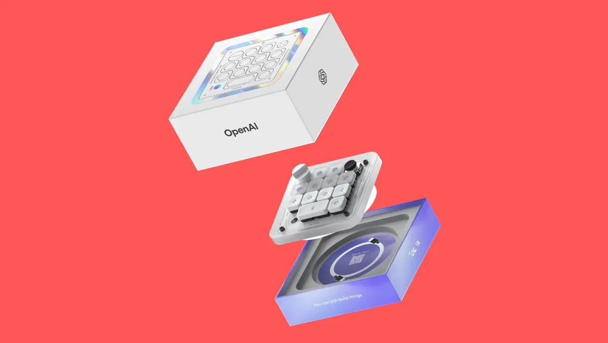 تصویر مرتبط با خبر: OpenAI vend son premier objet physique : un mini boitier pour piloter ChatGPT du bout des doigts