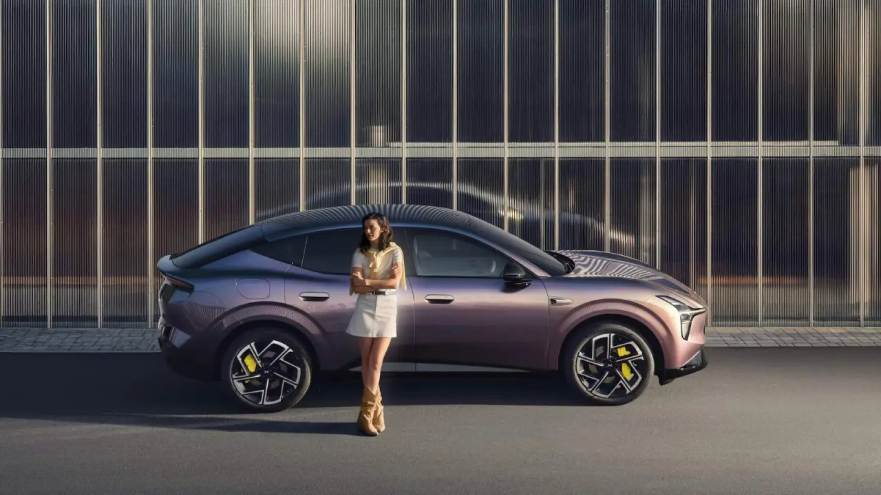 تصویر مرتبط با خبر: Moins de 35 000 € : le SUV Xpeng L03 débarque en France pour dynamiter le Tesla Model Y