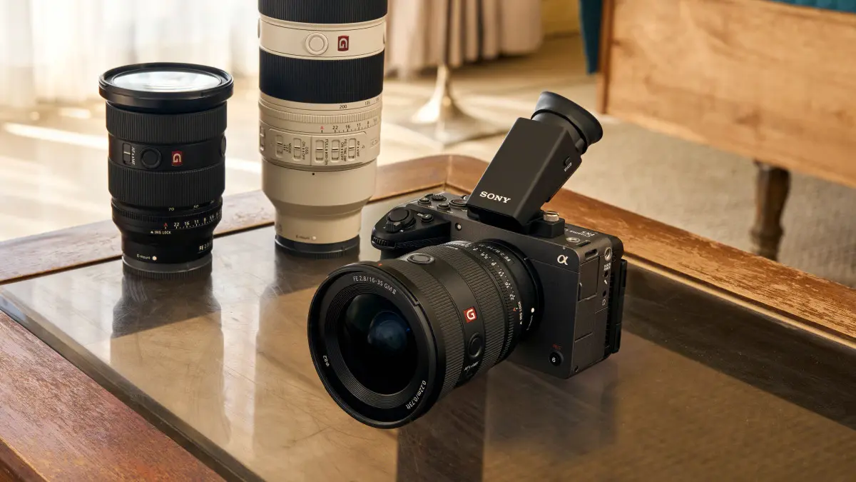 تصویر مرتبط با خبر: Arriva sul mercato il nuovo sogno dei videomaker: ecco Sony FX5 con sensore Full Frame e RAW interno per tutti