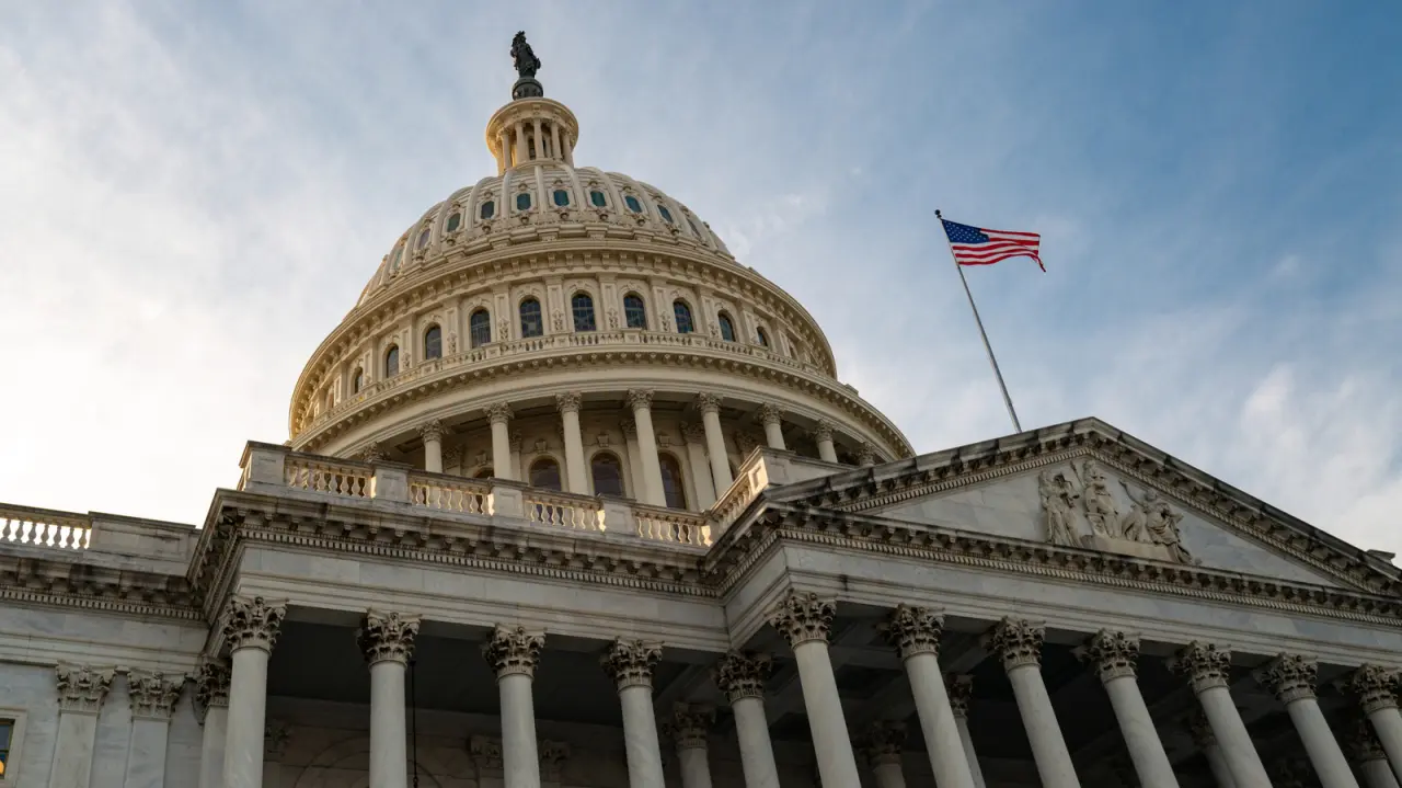 تصویر مرتبط با خبر: AI company employees petition US government for regulation - Engadget