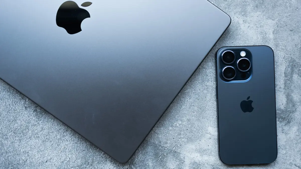 تصویر مرتبط با خبر: Apple Patches 87 Vulnerabilities in iOS, 155 in macOS Tahoe
