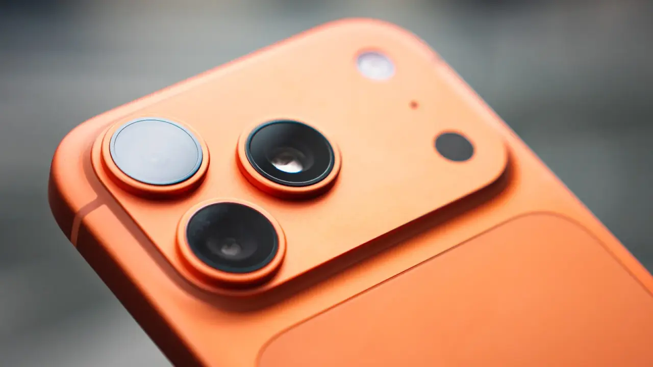 تصویر مرتبط با خبر: Hausse des prix des iPhone : cette fois, la mémoire n'est pas coupable