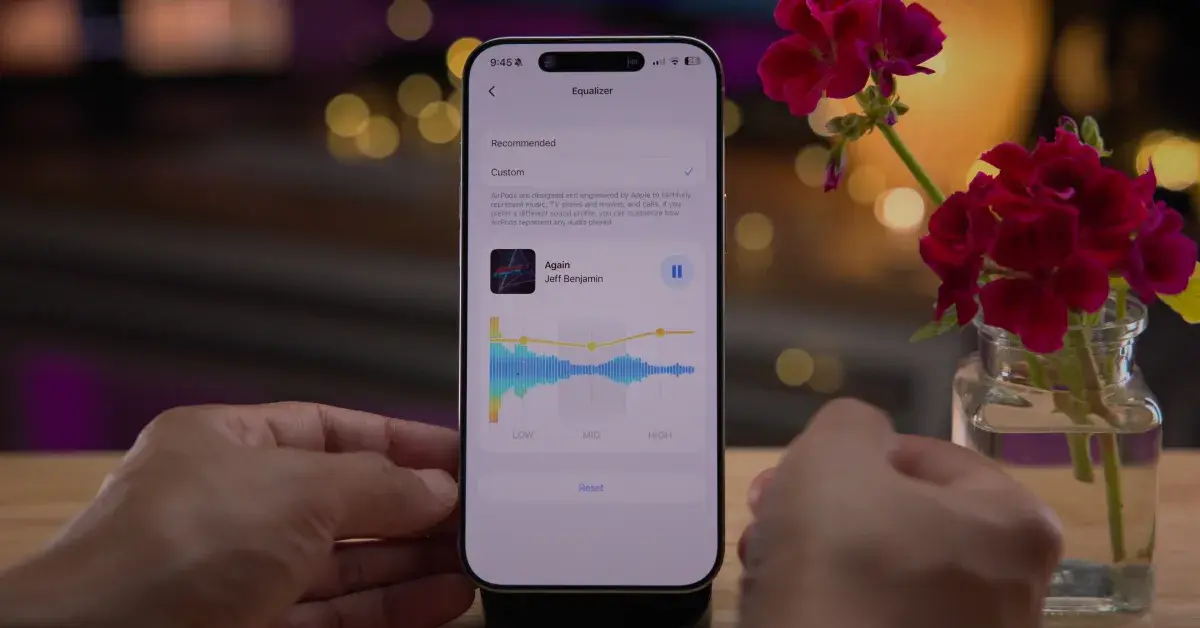 تصویر مرتبط با خبر: AirPods just got a long-requested feature in new public beta - 9to5Mac