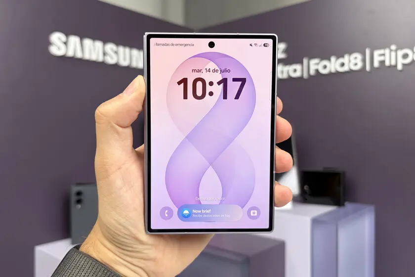 تصویر مرتبط با خبر: Gracias Samsung por escucharme, el Galaxy Z Fold8 más ancho es el tipo de móvil plegable compacto que llevo años pidiendo