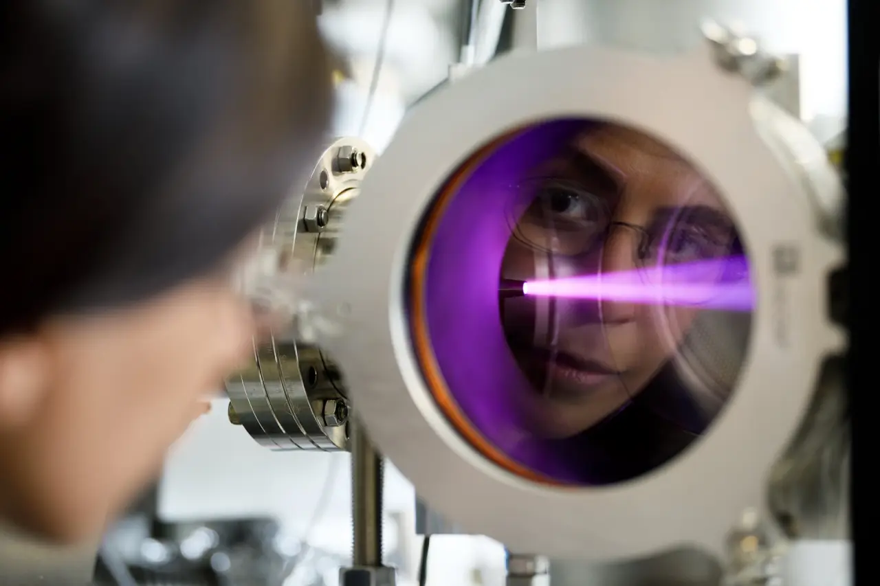 تصویر مرتبط با خبر: All about light and lasers in lithography