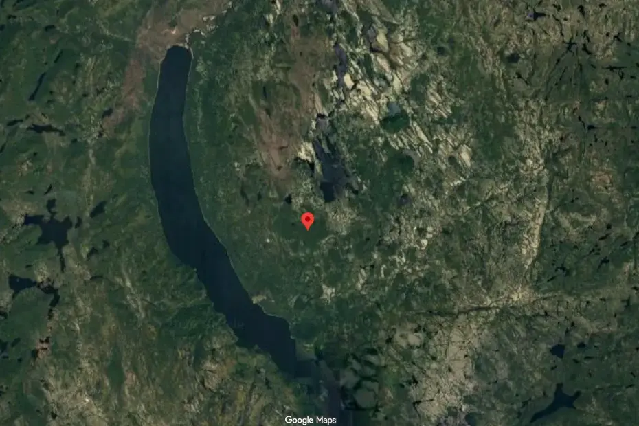 تصویر مرتبط با خبر: Zufallsfund auf Google Maps: Amateurastronom entdeckt gewaltigen Meteoritenkrater