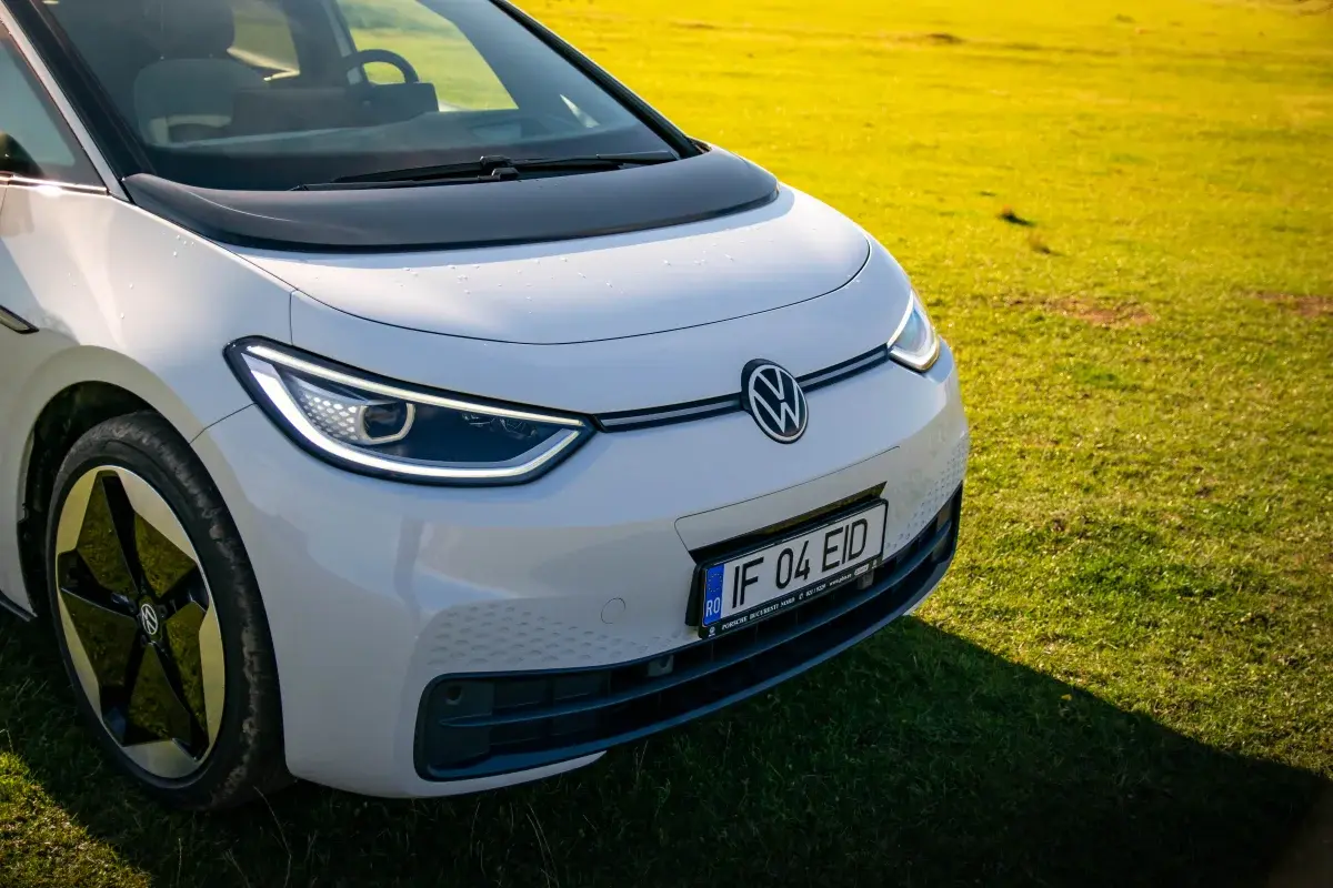 تصویر مرتبط با خبر: Volkswagen blocks custom ROM users from VW app