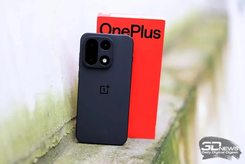 تصویر مرتبط با خبر: OnePlus начал спешно сворачивать деятельность в США и Европе, а Realme уйдёт из Китая
