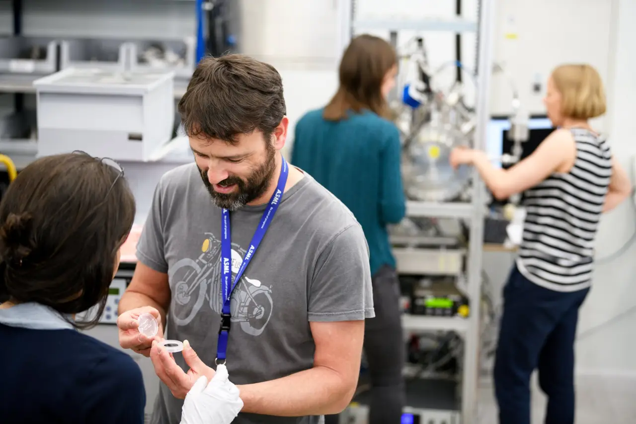 تصویر مرتبط با خبر: How we innovate - ASML - Supplying the semiconductor industry
