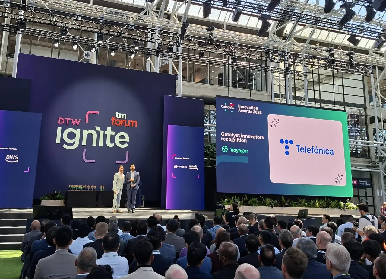 تصویر مرتبط با خبر: Telefónica refuerza su liderazgo en redes autónomas en DTW Ignite 2026 y recibe un reconocimiento global de TM Forum