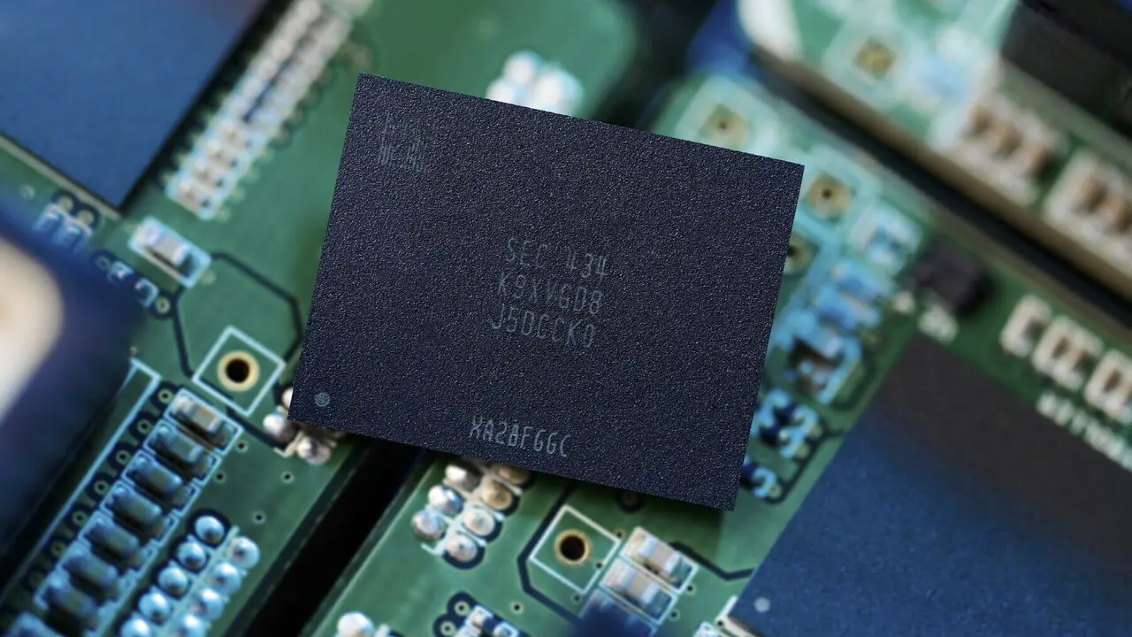 تصویر مرتبط با خبر: NAND-Flash: Die Engpässe bei SSD-Speicher-Chips halten bis Ende 2027 an