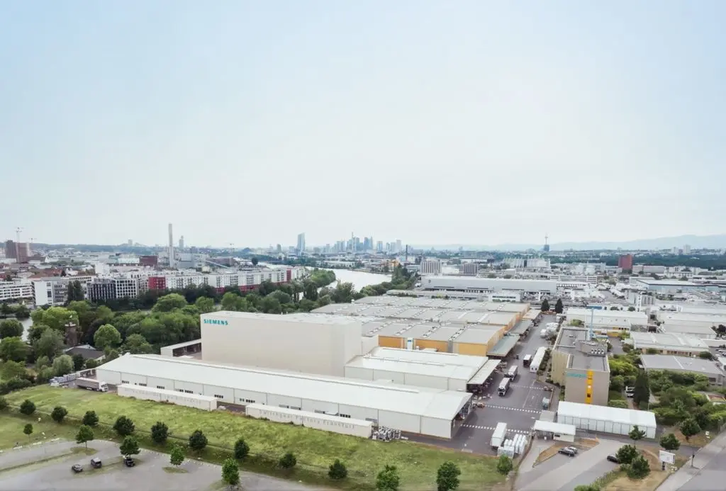 تصویر مرتبط با خبر: Siemens investiert 300
Millionen Euro in Deutschland und schafft b ...