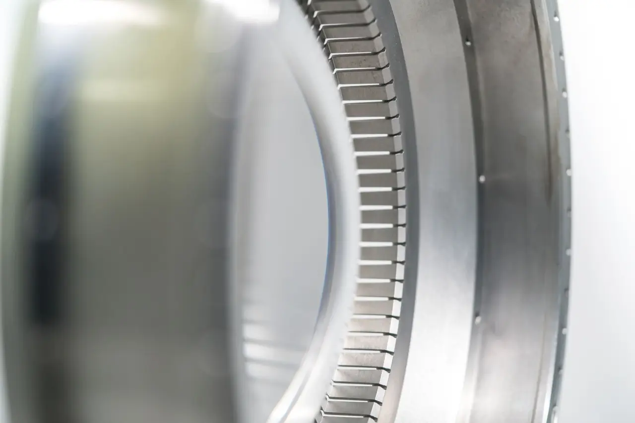 تصویر مرتبط با خبر: Lenses & mirrors - Lithography principles | ASML