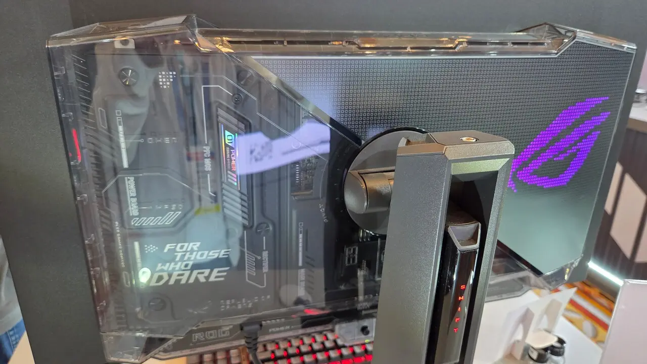 تصویر مرتبط با خبر: Monitore mit RGB-Stripe-OLED: Asus nennt erstmals Preise für PG27UCWM und PG32UCWM